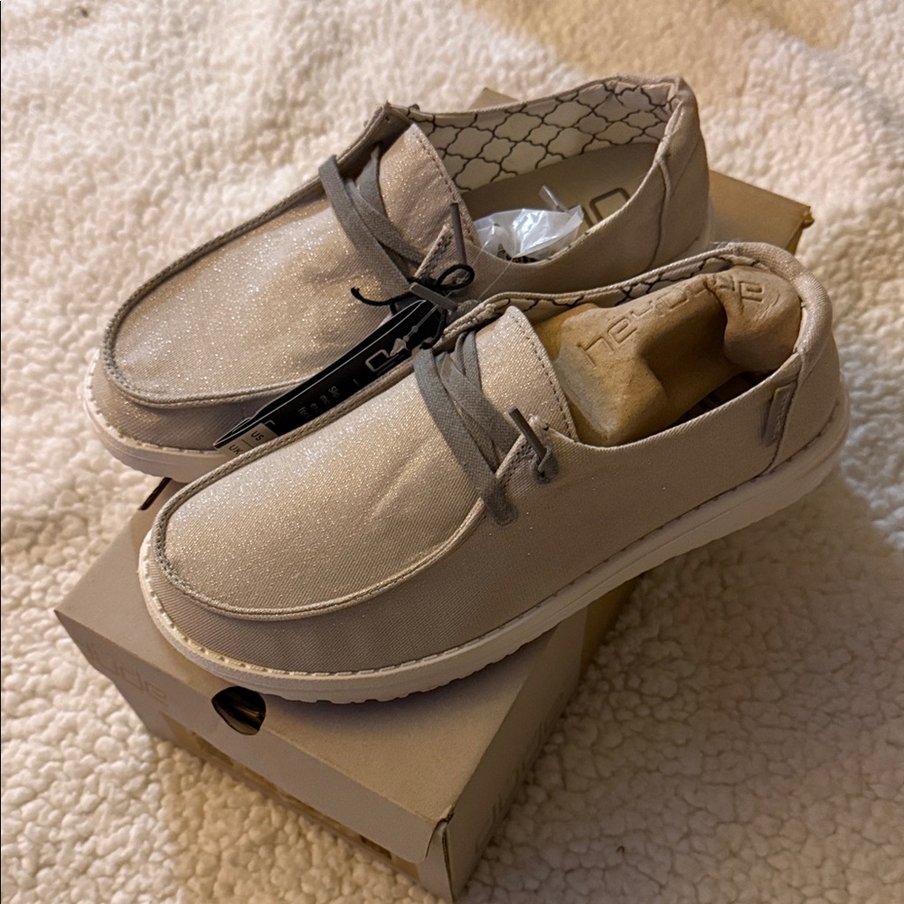 Hey Dude Womens Sparkling Pearl Grey Loafers